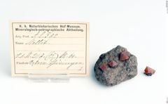 Foto von Mellit (NHMW-MIN-Al392)